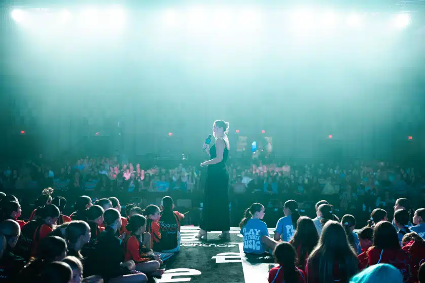 jrny_ac_crew_25_00413_1